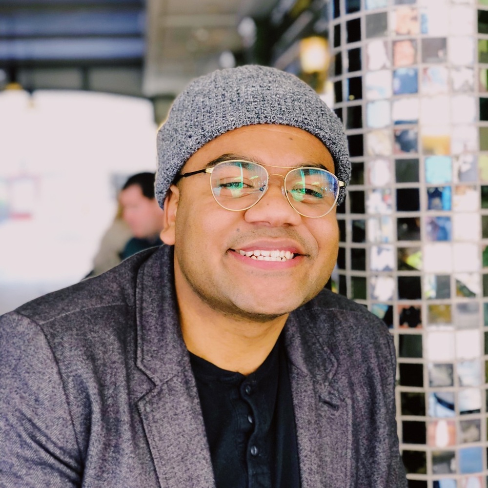 Meet your Posher, Ponipate